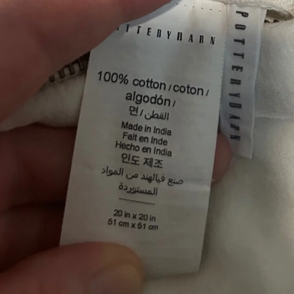 Pottery Barn Ivory White 100% Cotton Square Pillow Cover 20x20 Zipper Closure